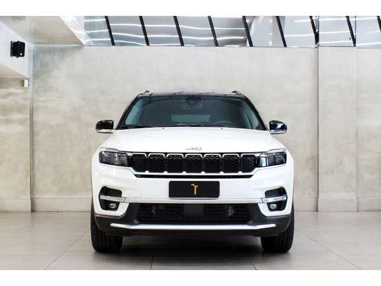 JEEP-COMMANDER-2024