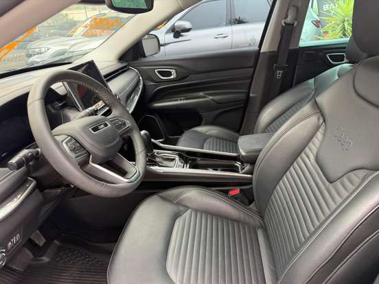 JEEP-COMMANDER-1.3 T270 TURBO FLEX LONGITUDE AT6 JEEP-COMMANDER-2024