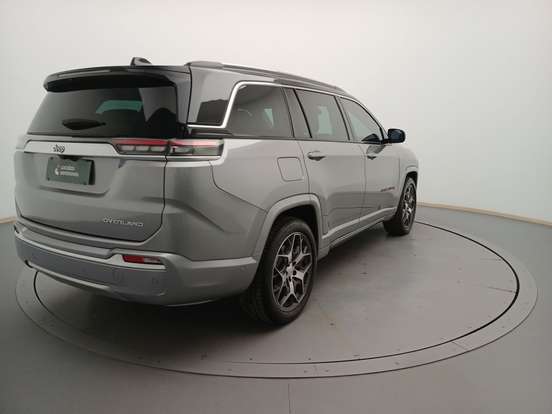 JEEP-COMMANDER-2024