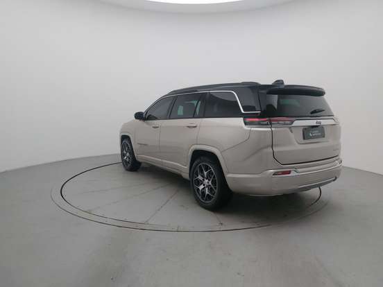 JEEP-COMMANDER-2024