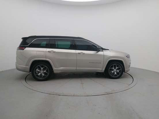 JEEP-COMMANDER-2024