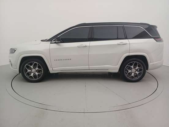 JEEP-COMMANDER-2024