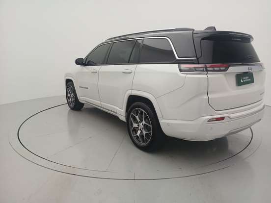 JEEP-COMMANDER-2024