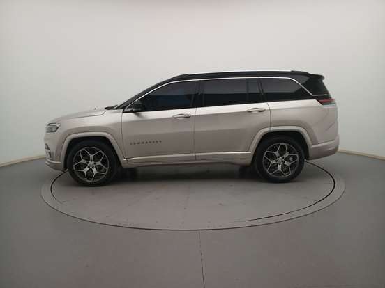 JEEP-COMMANDER-2024