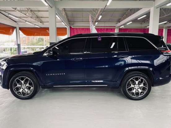 JEEP-COMMANDER-2025