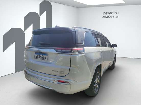 JEEP-COMMANDER-2023