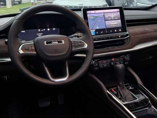 JEEP-COMMANDER-1.3 T270 TURBO FLEX OVERLAND AT6 JEEP-COMMANDER-2024