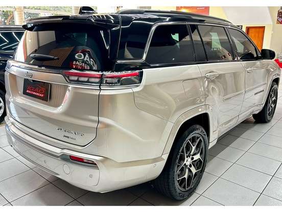 JEEP-COMMANDER-2023