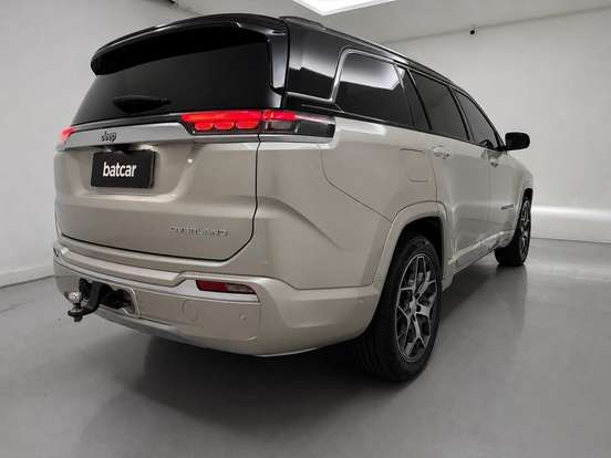 JEEP-COMMANDER-2021