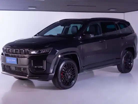 JEEP-COMMANDER-2.0 HURRICANE 4 TURBO GASOLINA BLACKHAWK AT9 JEEP-COMMANDER-2025
