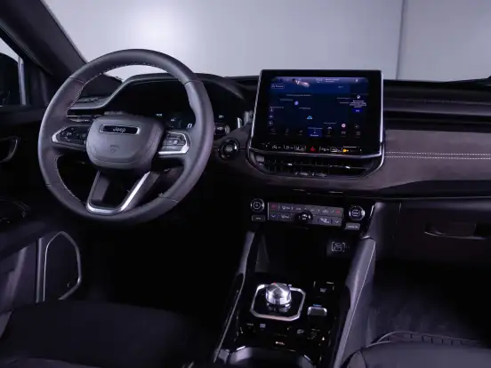 JEEP-COMMANDER-2.0 HURRICANE 4 TURBO GASOLINA BLACKHAWK AT9 JEEP-COMMANDER-2025