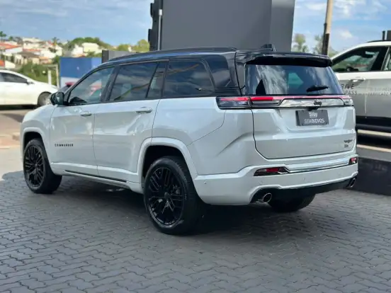 JEEP-COMMANDER-2025