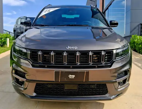JEEP-COMMANDER-2024