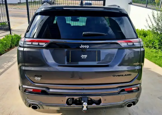 JEEP-COMMANDER-2.0 HURRICANE 4 TURBO GASOLINA OVERLAND AT9 JEEP-COMMANDER-2024