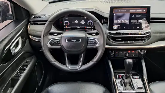 JEEP-COMMANDER-2023