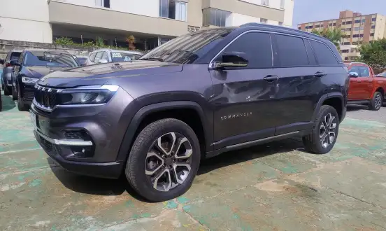 JEEP-COMMANDER-2022