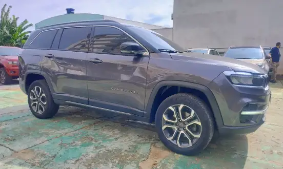 JEEP-COMMANDER-2022