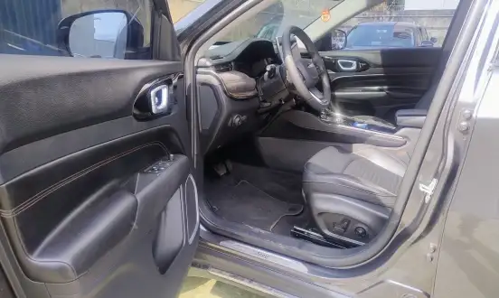 JEEP-COMMANDER-2022