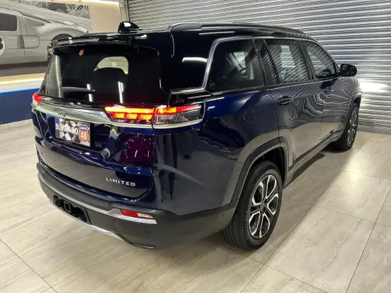 JEEP-COMMANDER-2022