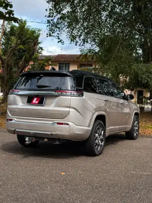 JEEP-COMMANDER-2022