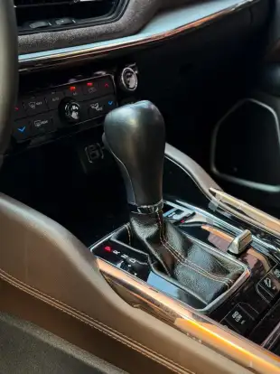 JEEP-COMMANDER-2022