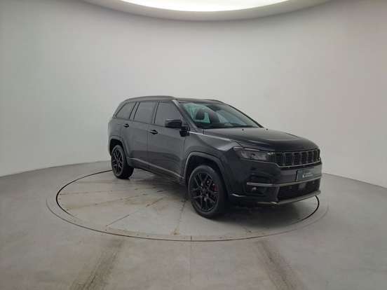 JEEP-COMMANDER-2024