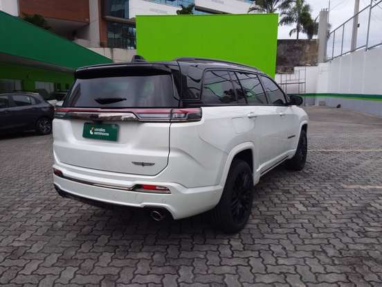 JEEP-COMMANDER-2025
