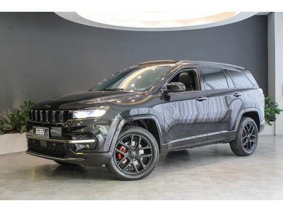 JEEP-COMMANDER-2.0 HURRICANE 4 TURBO GASOLINA BLACKHAWK AT9 JEEP-COMMANDER-2024