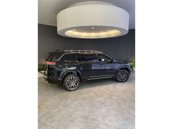 JEEP-COMMANDER-2025