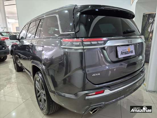 JEEP-COMMANDER-2024