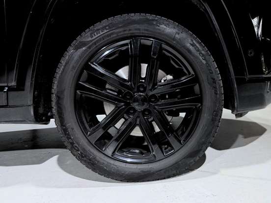 JEEP-COMMANDER-2024