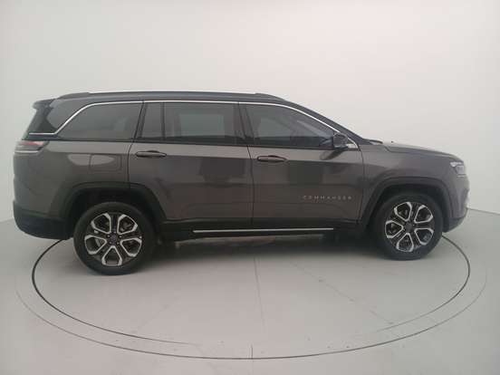 JEEP-COMMANDER-2023