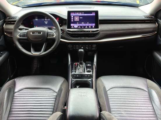 JEEP-COMMANDER-2021