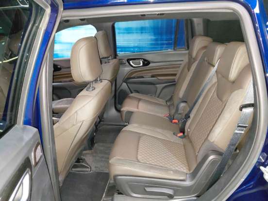 JEEP-COMMANDER-2.2 TURBO DIESEL OVERLAND AT9 JEEP-COMMANDER-2025