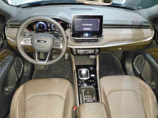 JEEP-COMMANDER-2.2 TURBO DIESEL OVERLAND AT9 JEEP-COMMANDER-2025