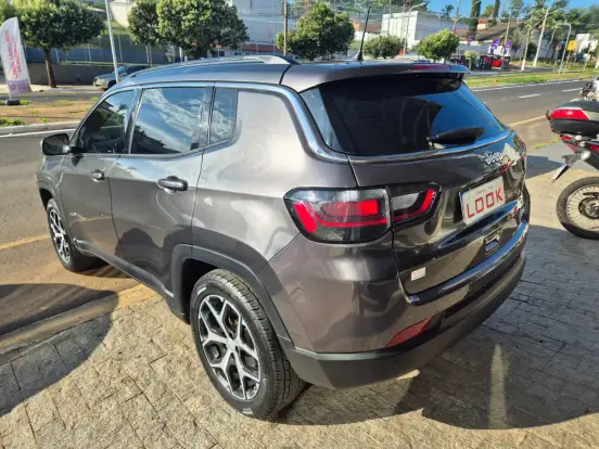 JEEP-COMPASS-2024