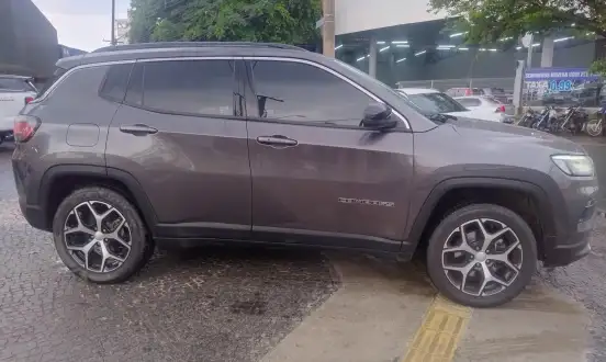 JEEP-COMPASS-2024