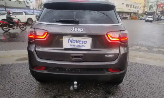 JEEP-COMPASS-2024