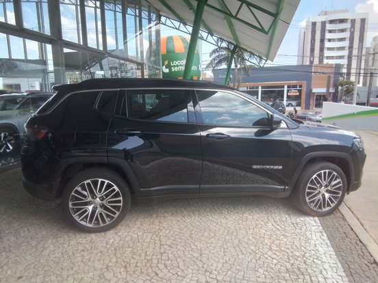 JEEP-COMPASS-2024