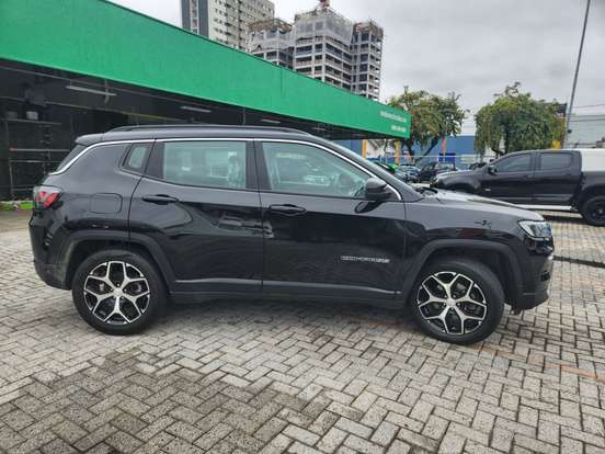JEEP-COMPASS-2024