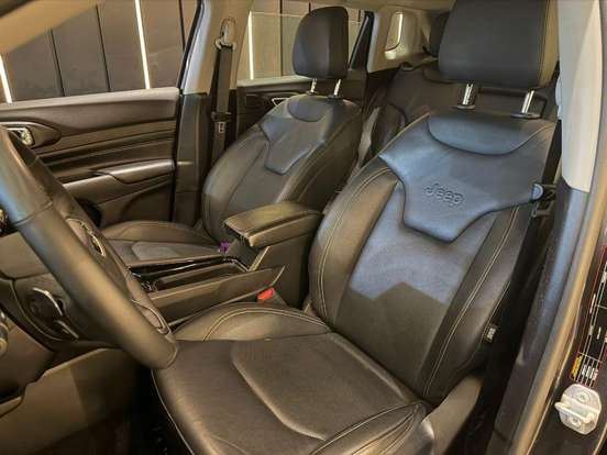 JEEP-COMPASS-2025