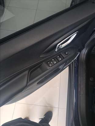 JEEP-COMPASS-2024