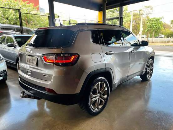 JEEP-COMPASS-2022