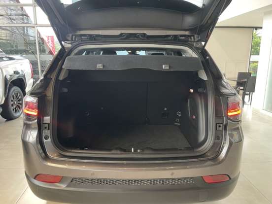 JEEP-COMPASS-2024