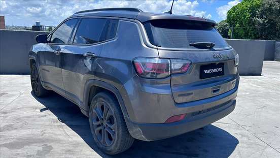 JEEP-COMPASS-2024