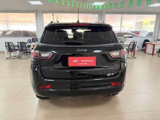 JEEP-COMPASS-2024