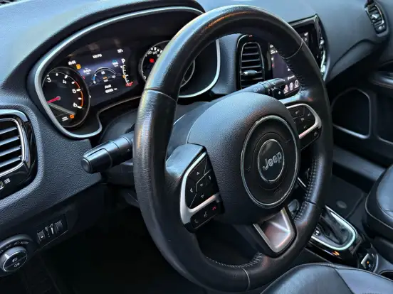JEEP-COMPASS-2.0 16V DIESEL LIMITED 4X4 AUTOMÁTICO JEEP-COMPASS-2020