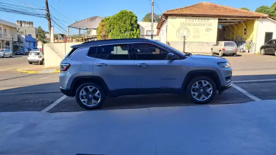 JEEP-COMPASS-2.0 16V FLEX LONGITUDE AUTOMÁTICO JEEP-COMPASS-2019