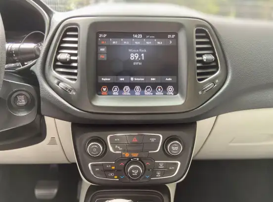 JEEP-COMPASS-2.0 16V FLEX LONGITUDE AUTOMÁTICO JEEP-COMPASS-2018