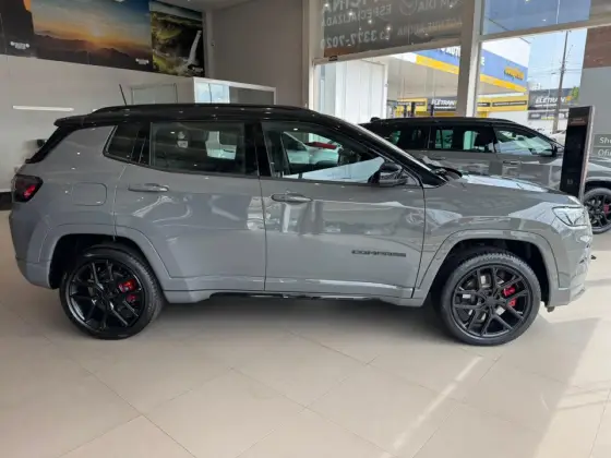 JEEP COMPASS 2.0 HURRICANE 4 TURBO GASOLINA BLACKHAWK AT9